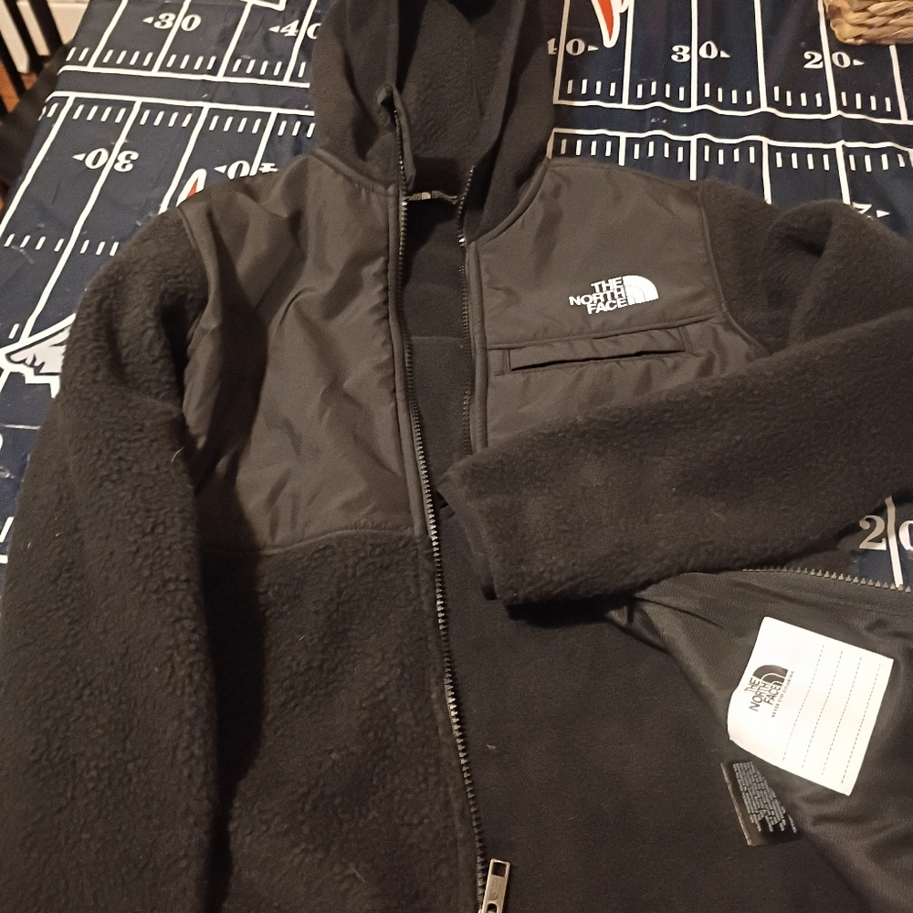 The North Face Men's Black Fleece Jacket